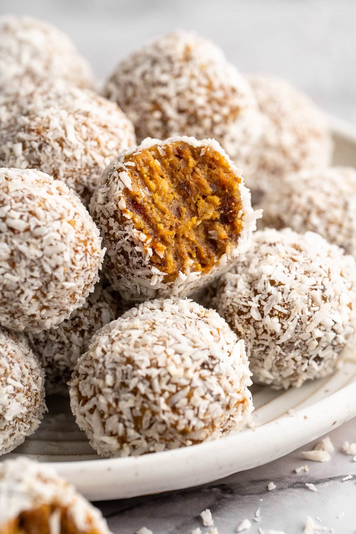 Easy No-Bake Carrot Cake Bites: Your Wholesome Grab-and-Go Snack